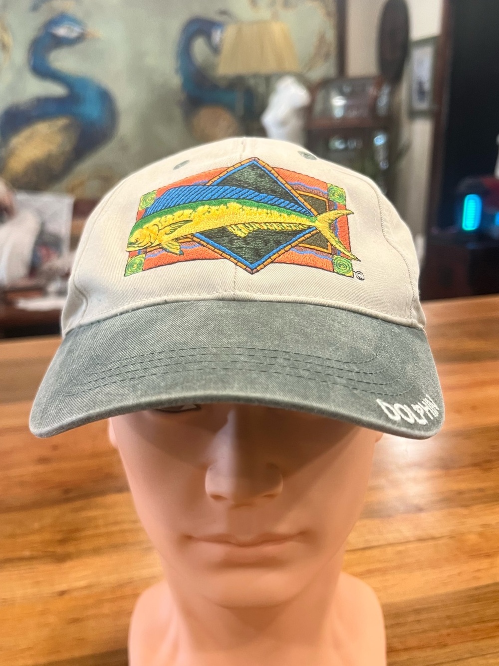 Dolfin/dorado hat